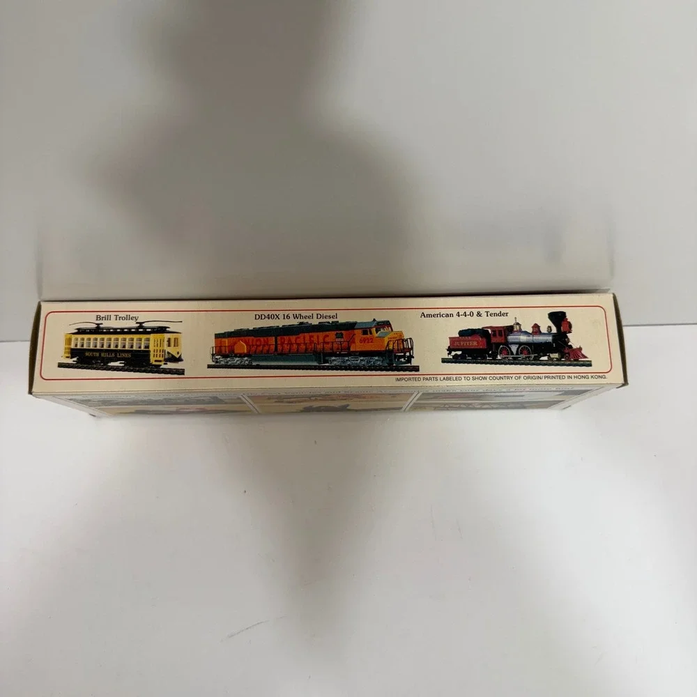 Bachmann HO Scale L&N Flat Car with Logs 43-1003-41 Louisville & Nashville Red